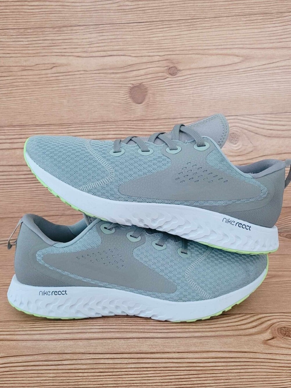 Nike Legend React Running 'Mica Green Stucco' - Picture 4 of 8